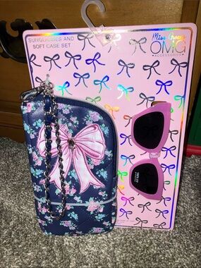 Miss Gwen’s Kids Navy Floral Sunglasses & Bow Purse Set with Pink Sunglasses New